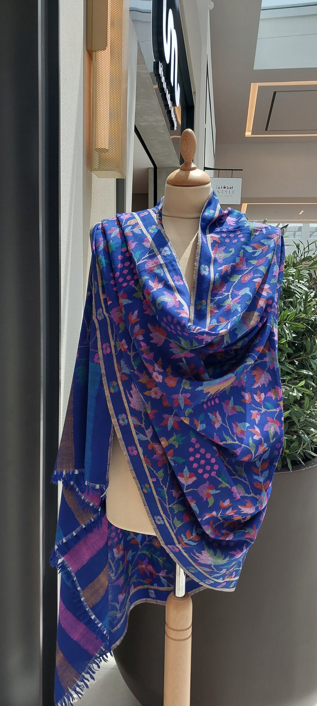 Emaan Cobalt Blue Kashmiri Kani Pashmina Shawl