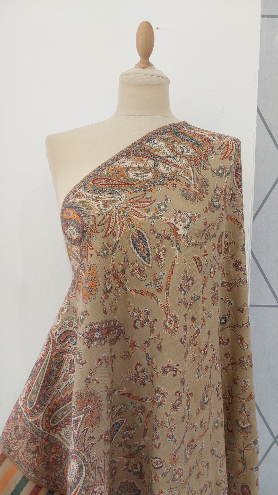 Bhoomi Beige & Turuoise Cashmere Shawl