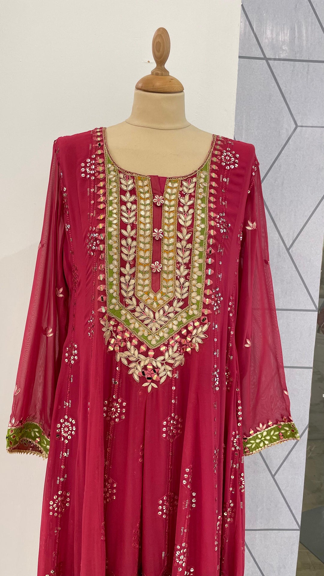 Navya Pink Anarkali Set ( Ready-to-Wear)