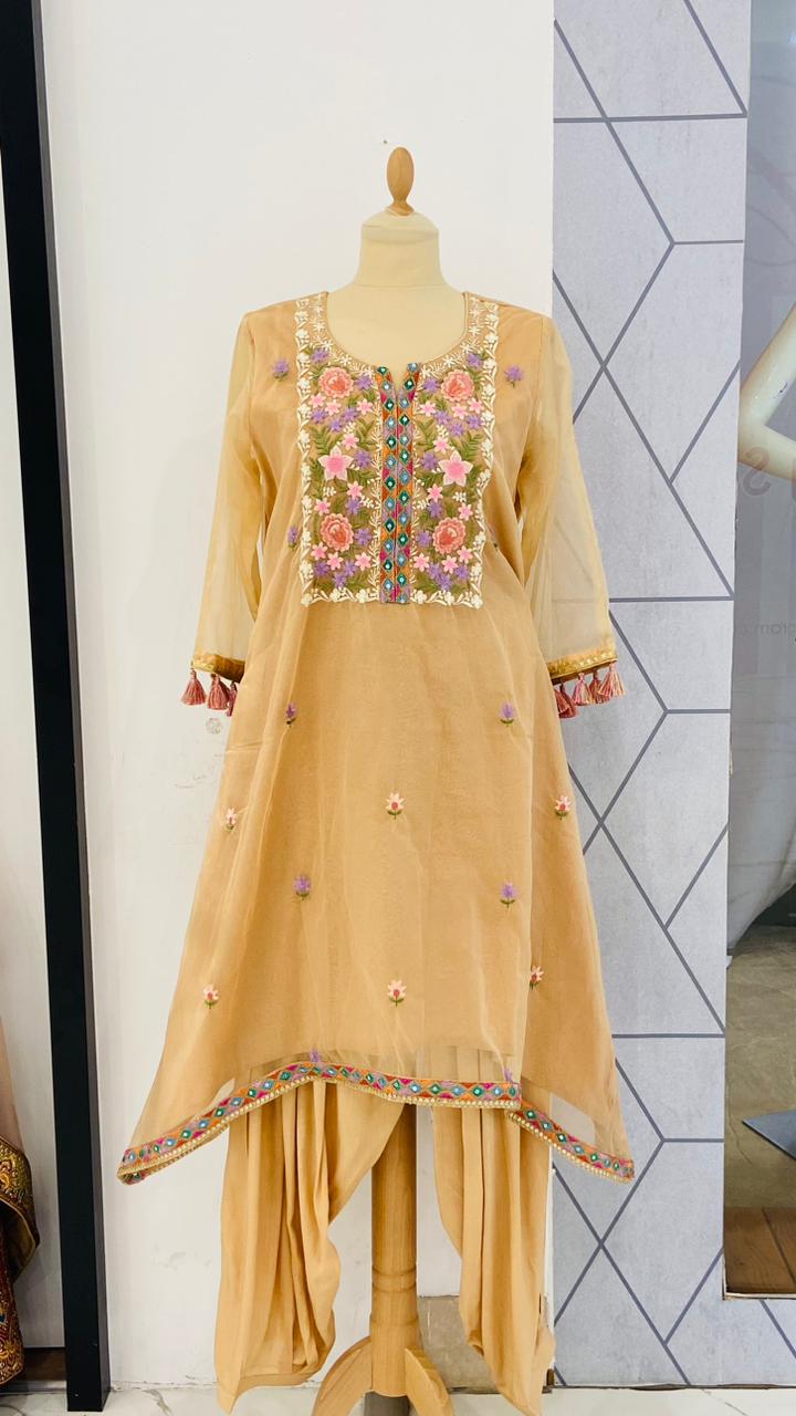 Navya Beige Georgette Kurta Set (Ready to Wear)