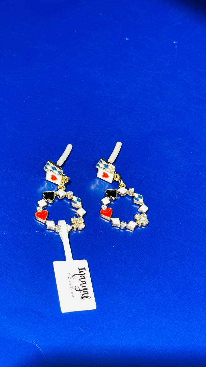 Zuhi Poker Minamilist Earrings