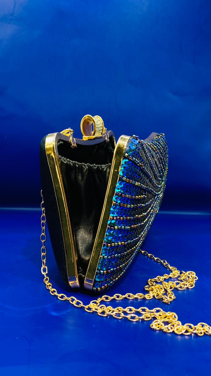 Elegant peacock beads bag