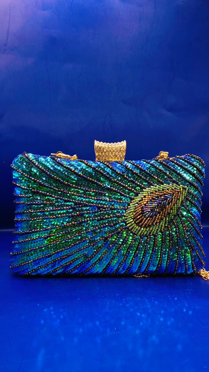 Elegant peacock beads bag