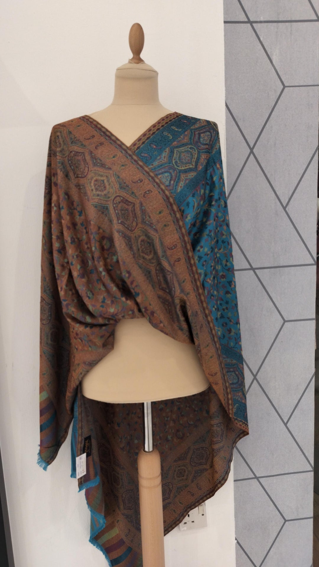 Janvi Turquoise Mixed Cashmere Scarf