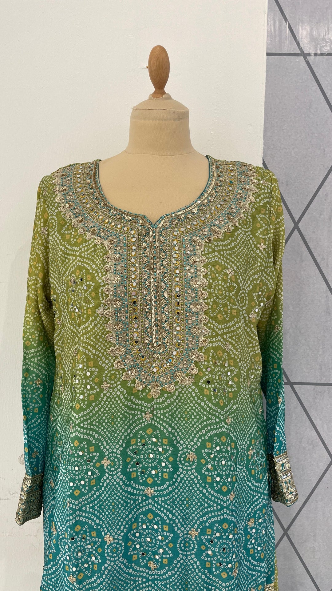 Sage Green & Turquoise Bhandani set (Ready to Wear)