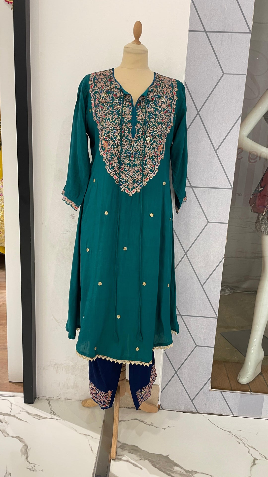 Green and Cobalt Suit ladies kurta sets in Dubai (Ready to Wear)Sets